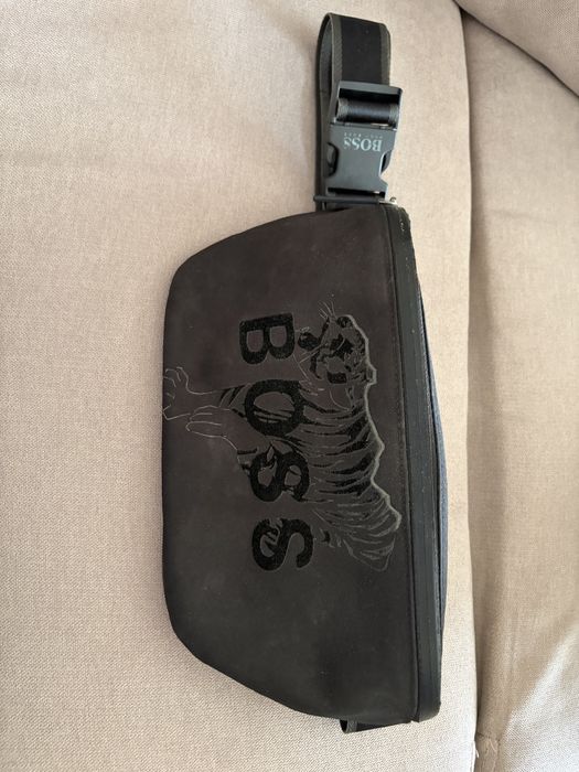 Чанта  за кръсто hugo boss