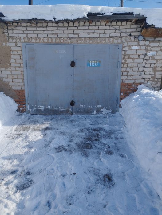 Продам гараж в кааператаве Космос .