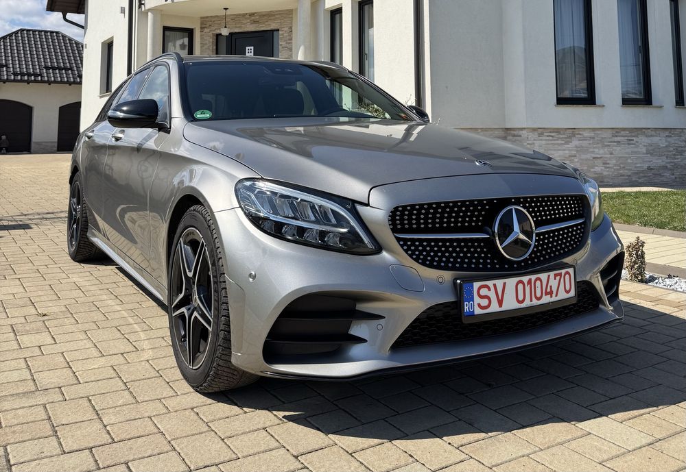 Mercedes C180 - AMG Pack-  Benzina - Automat