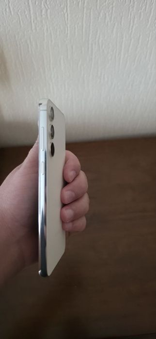 Samsung S23 plus +