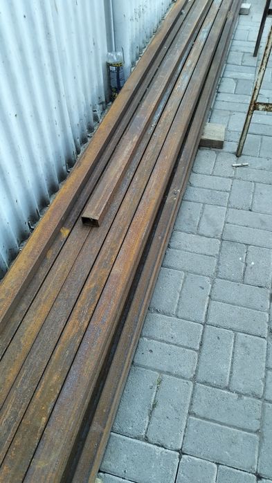 Продам квадратные трубы б/у