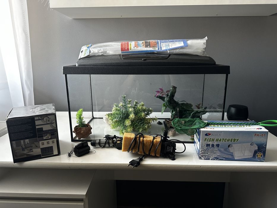 Acvariu aquael clasic de 54 L