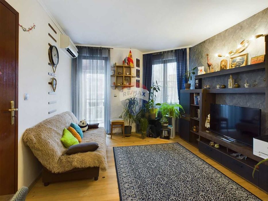 Продава се Къща в Варна, Виница - 271 кв.м за 819 €/кв.м - Снимка #9