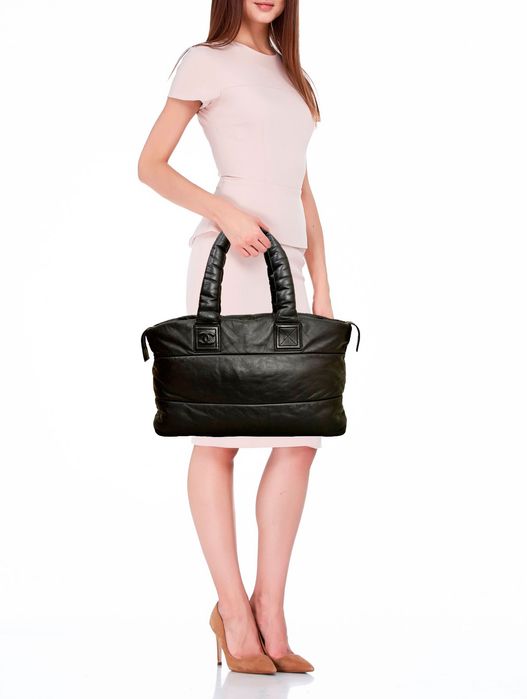 Кожаная сумка Chanel Cocoon