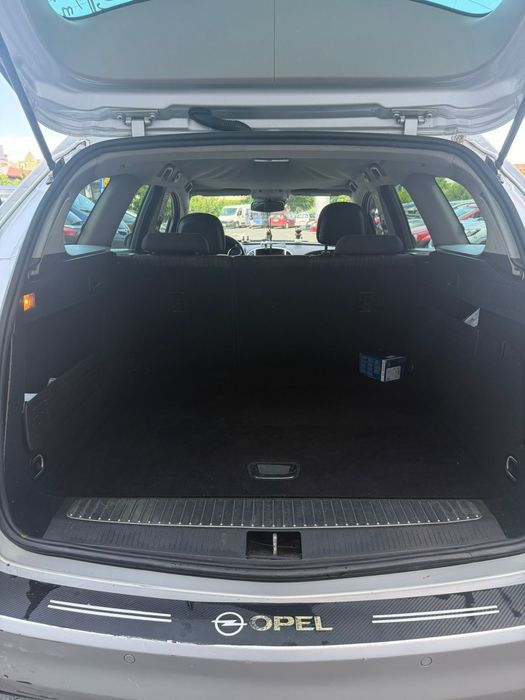 Opel astra j 1.7 motorina  ani 2011