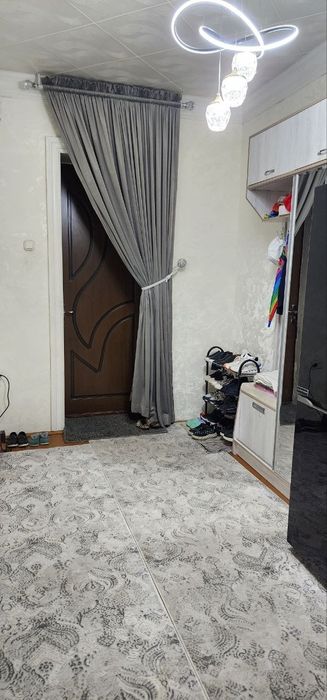 Internat mahalla, hovli uy