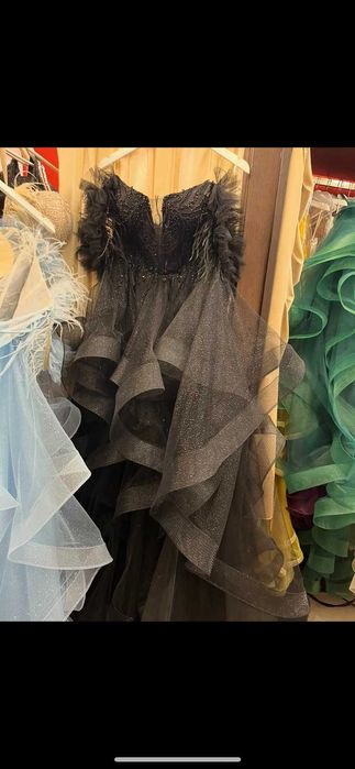 Рокля подходяща за бъдеща абитуриентка