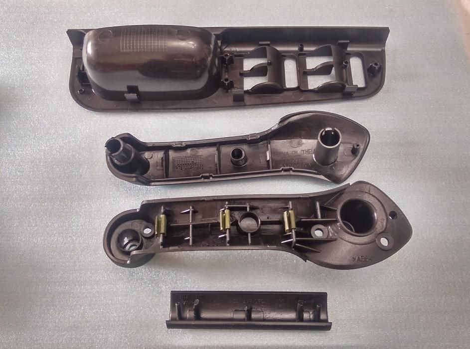 Set maner usa sofer + 3 manere usi pasageri VW Bora / Golf 4 negre