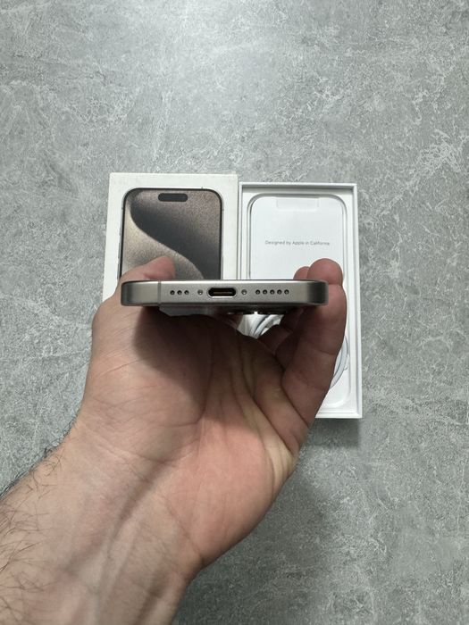 iPhone 15 Pro 256GB Natural Titanium