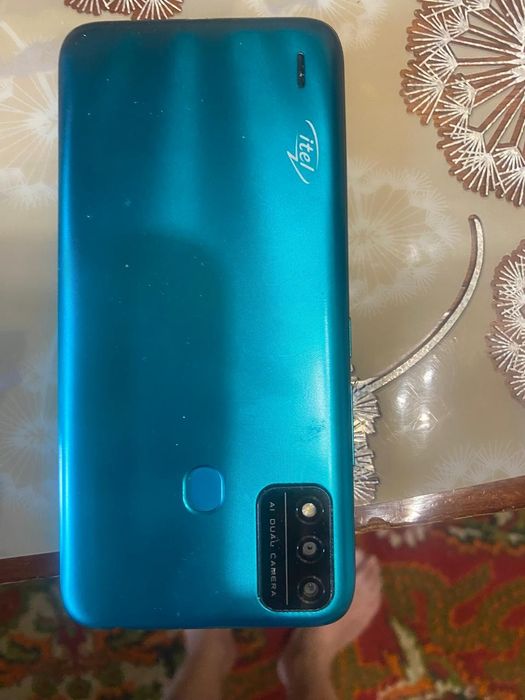 Продам телефон за 14 тыщ