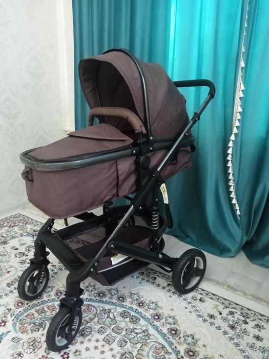 Продаю детскую коляску