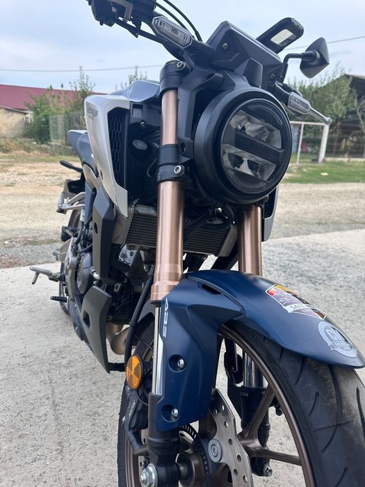 Honda CB 125R