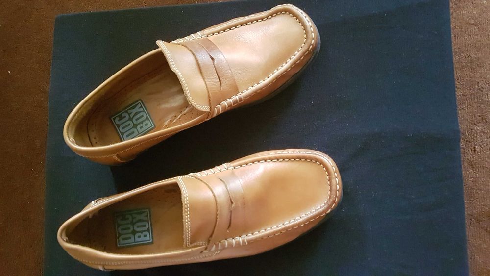 италиански нови обувки