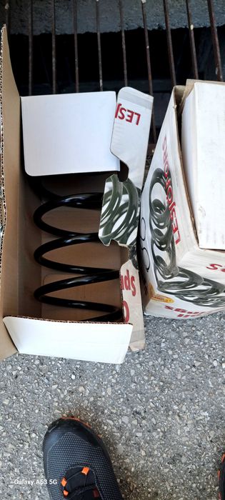 Пружини за Ланд Ровър Дискавъри - нови