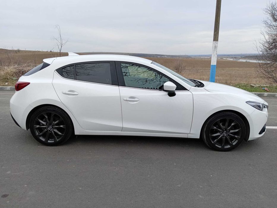 Autoturism  Mazda  3 SkyActiv  Diesel  2016