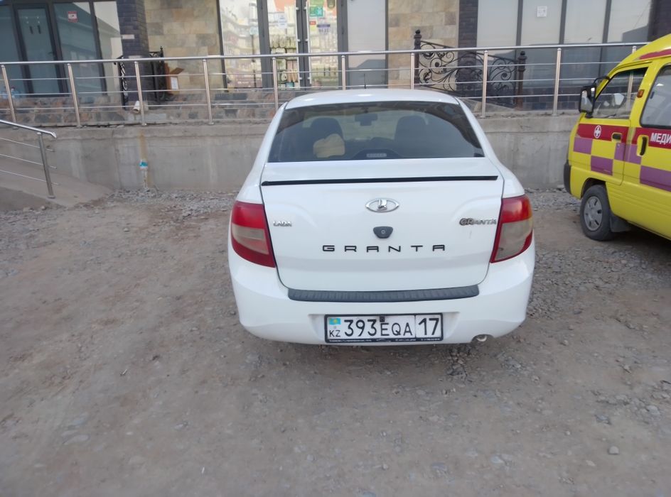 Lada Granta 2013