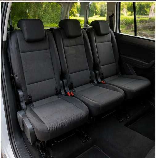 Inchiriez VW Touran 7 locuri automat DSG 2.0 TDI panoramic
