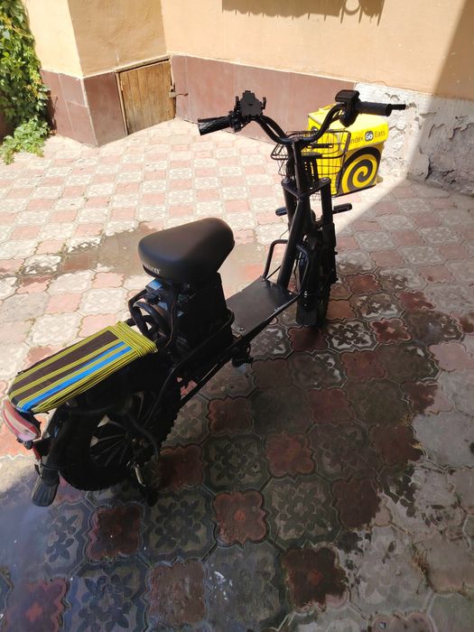 Monstir limuzin batareya 60.30 akumlator ikkita bor