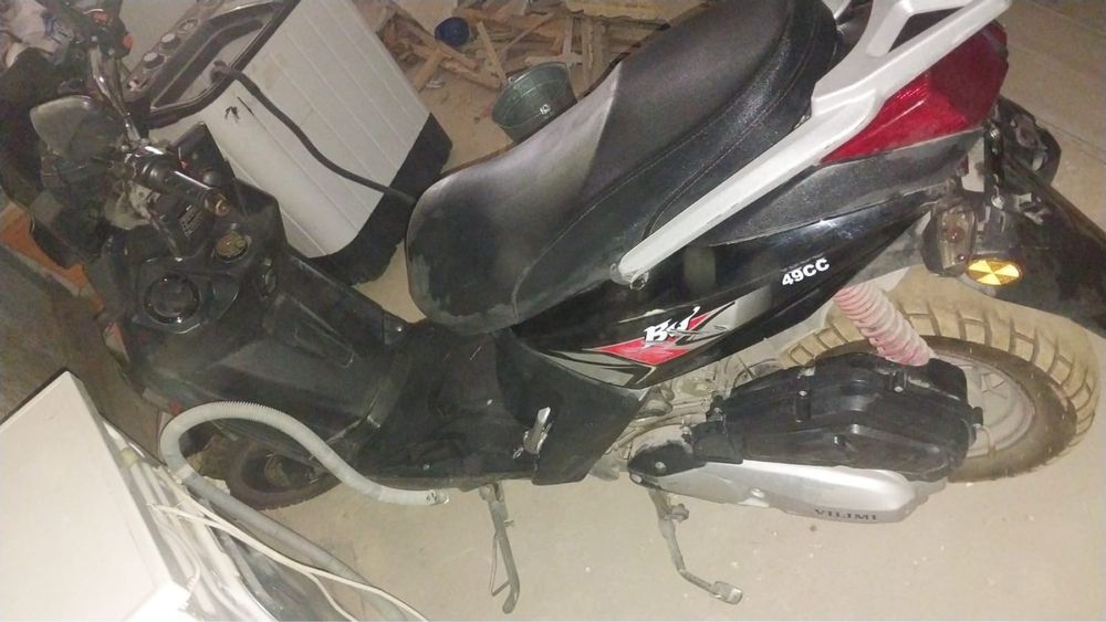 Продам мопед на ходу,срочно