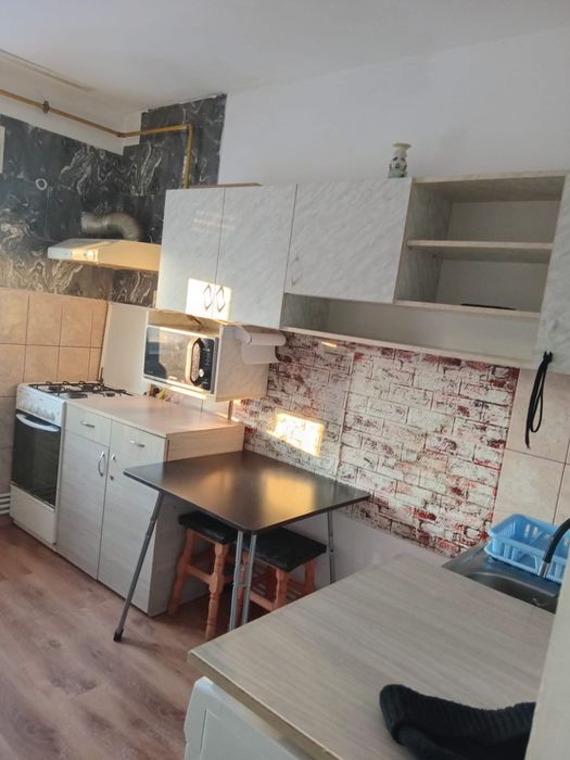 Apartament de închiriat