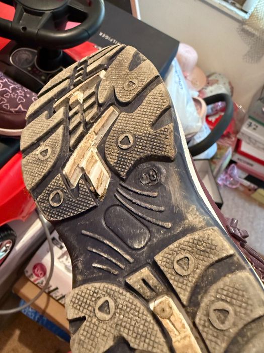 Апрески в лилаво за момиче