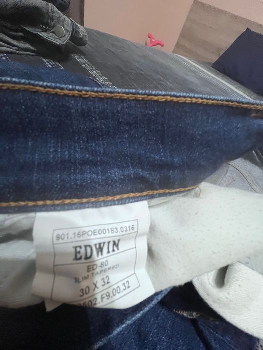 Продавам мъжки дънки