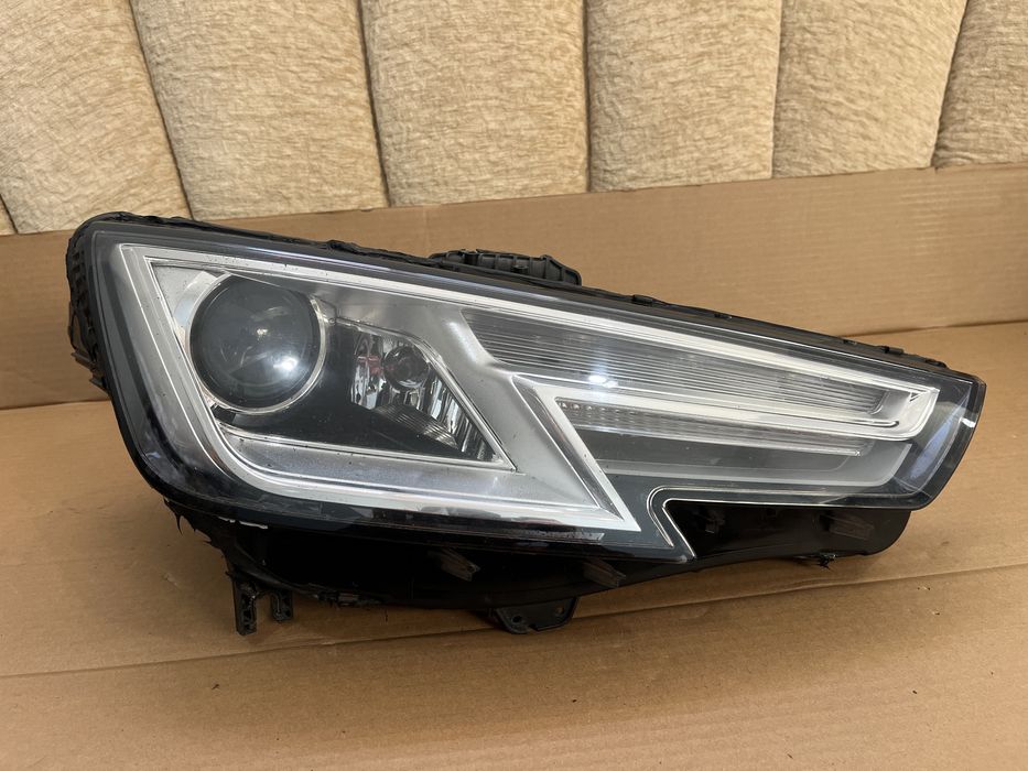 Far dreapta defect / avariat Audi A4 B9 8W