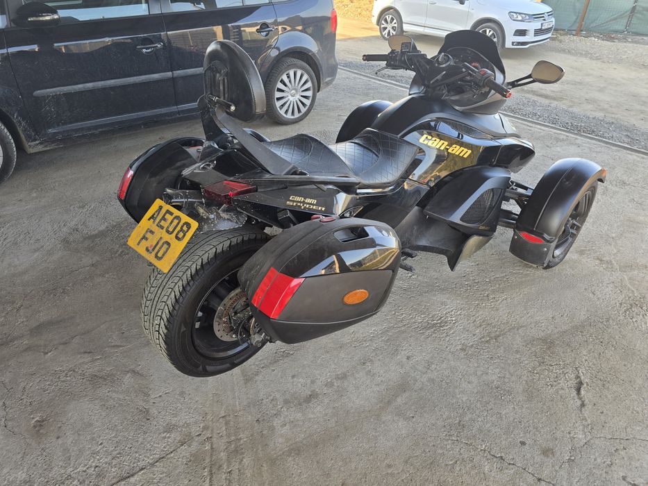 Can am Spyder 1000r