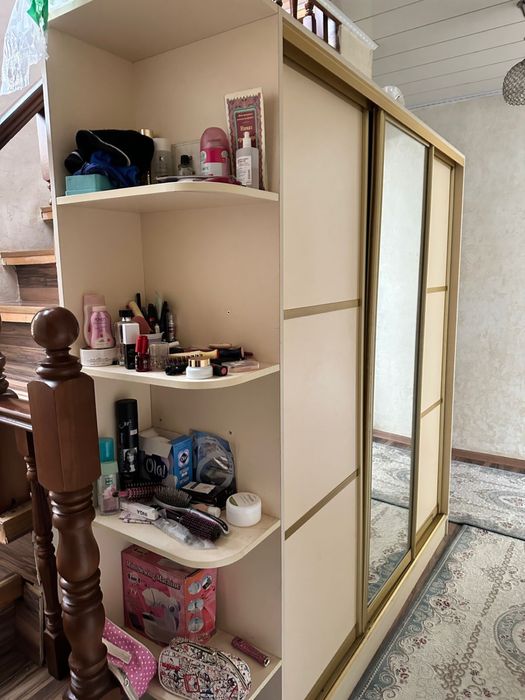 Шкаф купе в хорошем состоянии