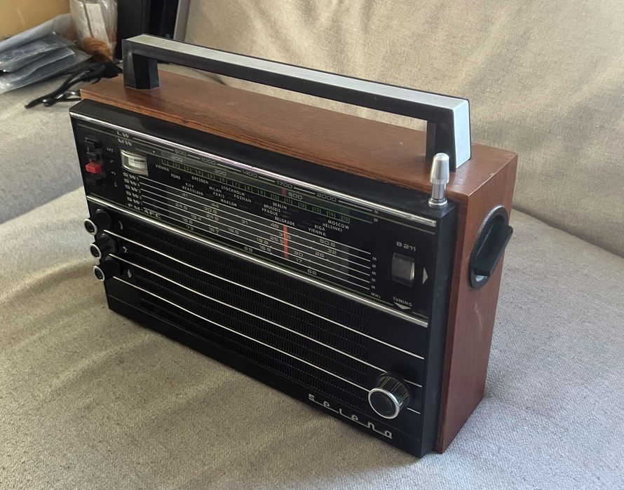 Radio Selena B211 ZENIT USSR multiband LW MW SW FM vintage