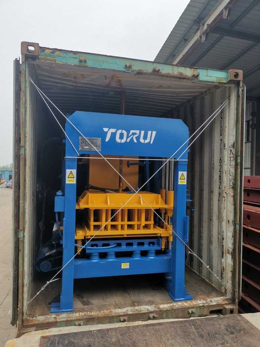 Shlakablok va burchatka ishlab chiqarish uchun uskunalar mavjud