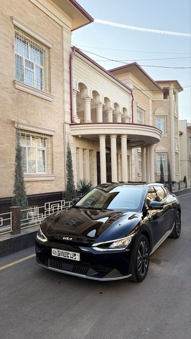 kia ev6 toliq elektr holati yaxshi.