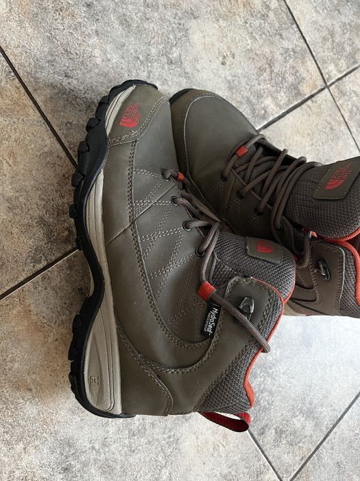 Туристически обувки The north face