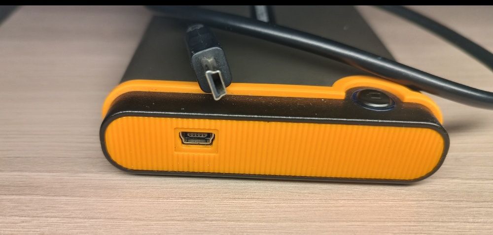 Внешний жёсткий диск 1Tb Transcend