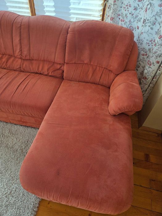 Голям разтегателен диван