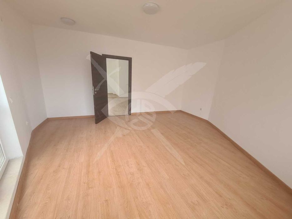 Тристаен апартамент в жк. Манастирски ливади № 51282