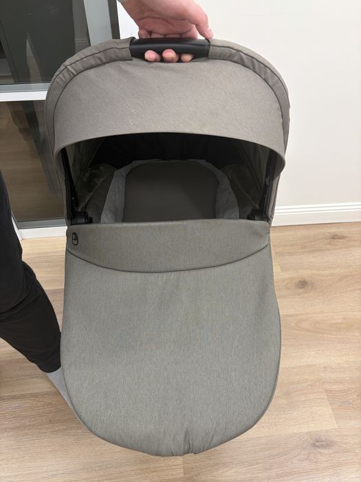 Продам коляску Easy walker Harvey