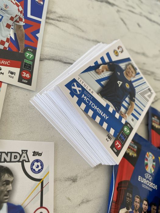 75 cartonase topps Match Attax Lidl