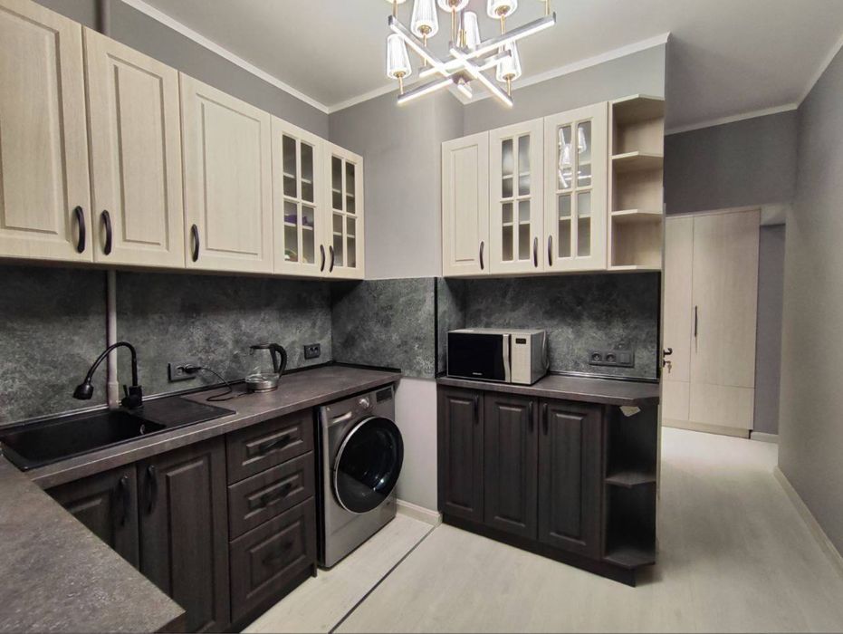 Продаеься СРОЧНО 1в2 квартира, 50м2. Яккасарайский р-е. Ул. Бабура.