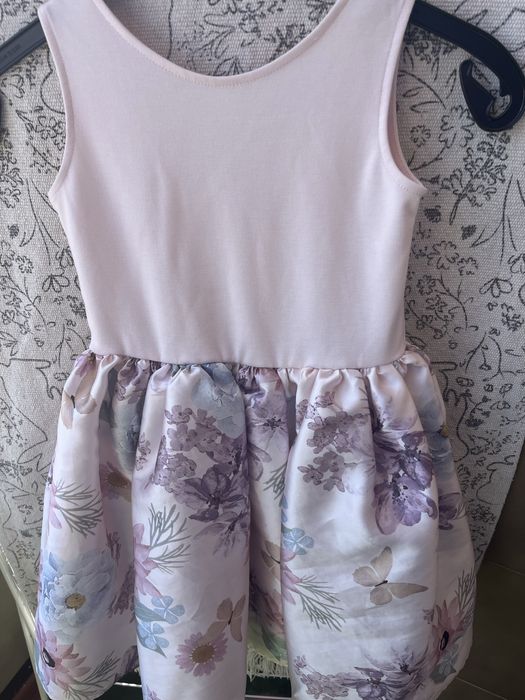 Рокля H&M размер 6-8г