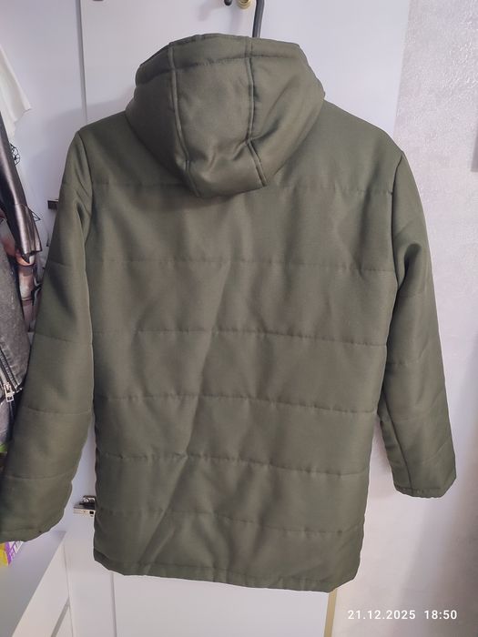 Продам пуховик 52-54 размер