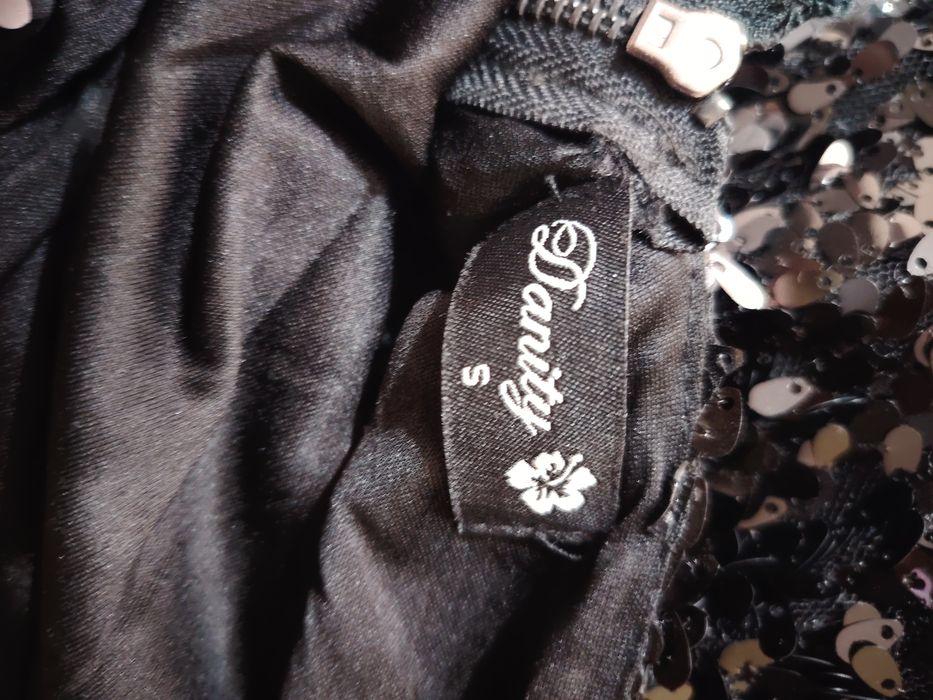 Рокля с пайети Danity