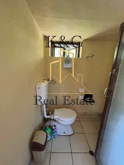 Продава се Къща в с. Ушинци, Област Разград - 100 кв.м за 630 €/кв.м - Снимка #5