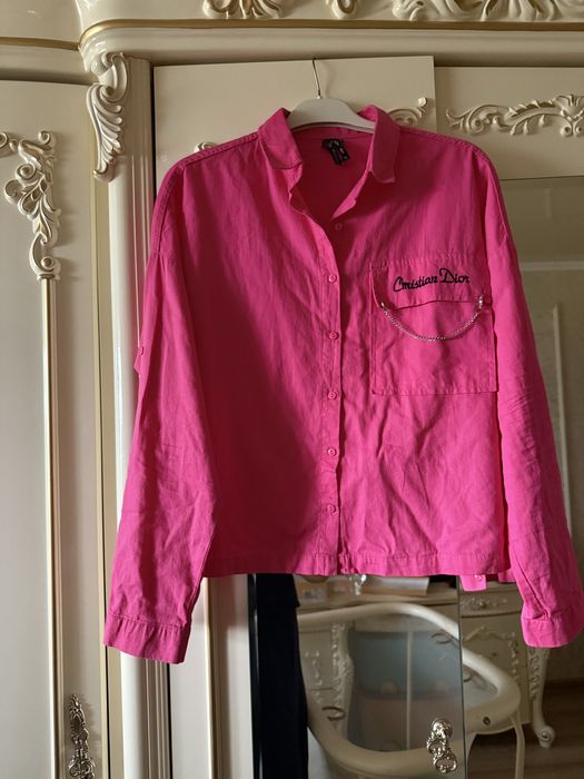 Женская одежда, платья, рубашки, кофты