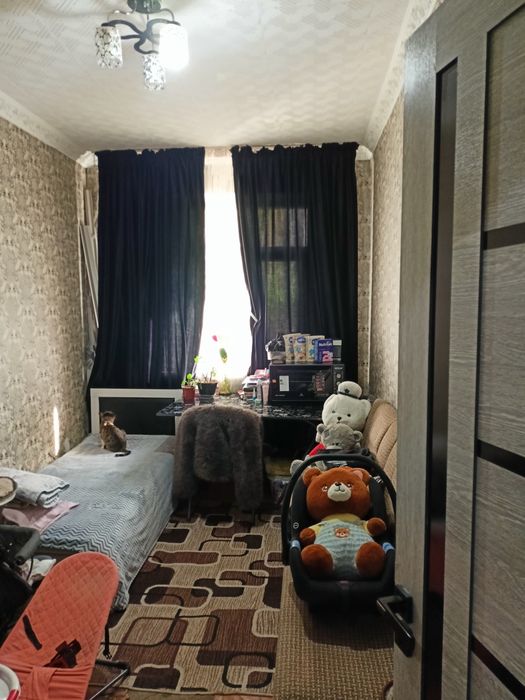 Продам большую 4-комнатную квартиру.