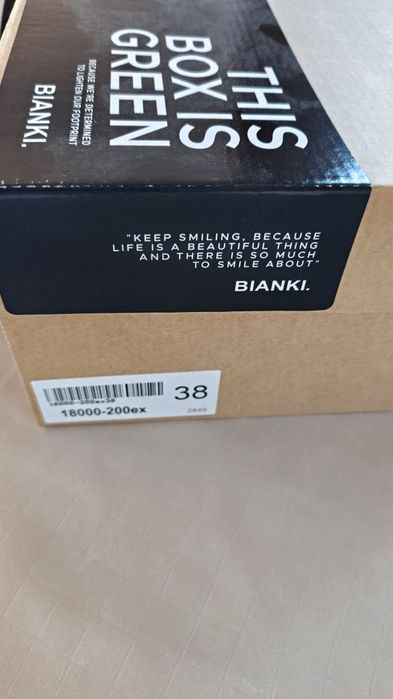 Продавам нови обувки bianki Бианки 38 номер