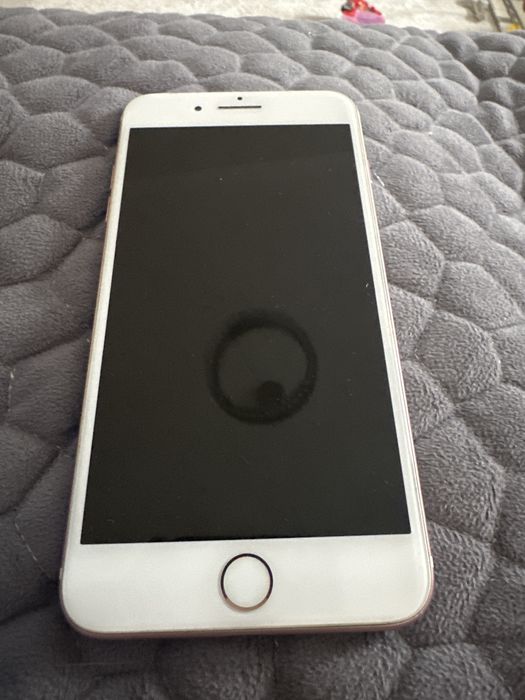Iphone 7+ 128GB продам