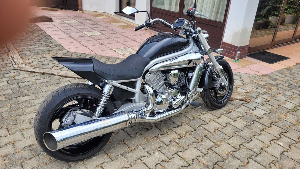 Motocicleta Chopper Cruiser Aquila 650