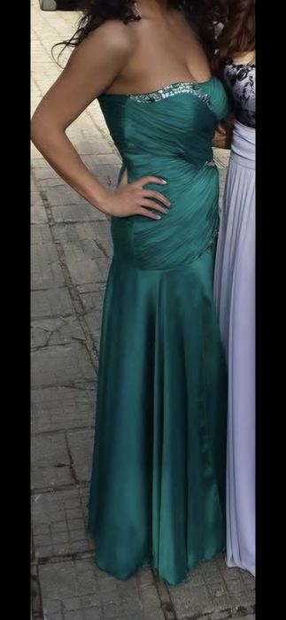 Бална рокля в зелен цвят