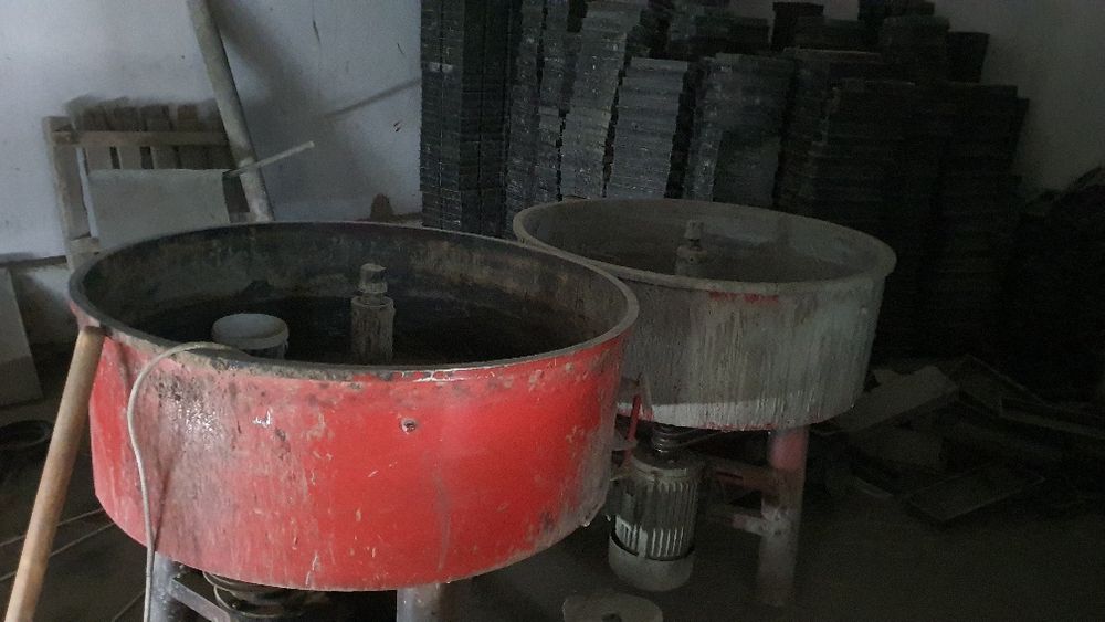 Plitka aparat qoliplari bilan birga sotiladi xolati yaxshi n